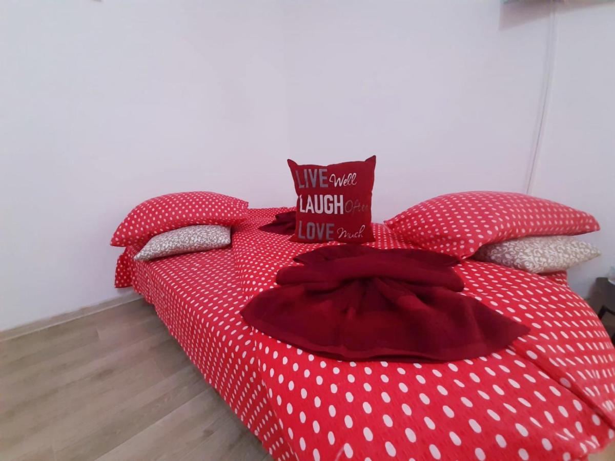 Costy Central Apartament Braşov Buitenkant foto